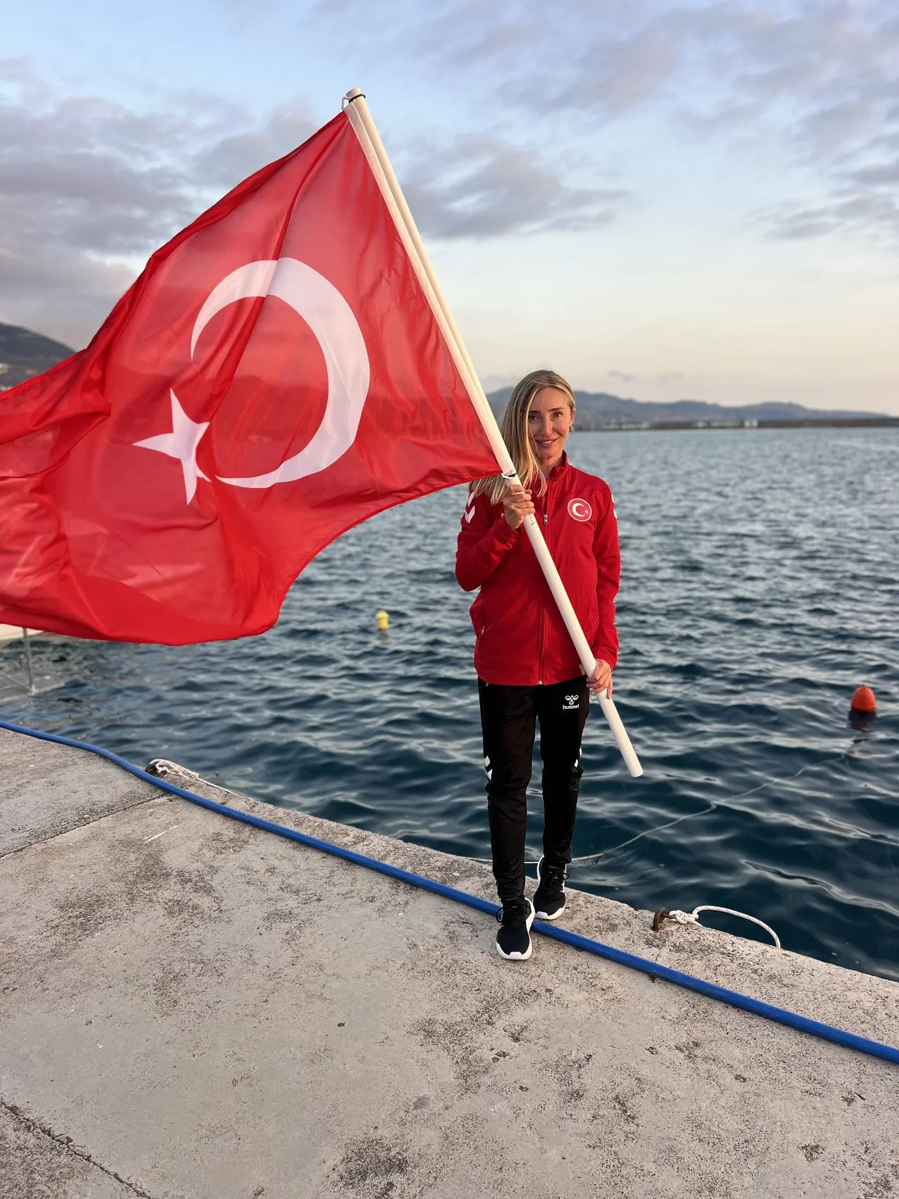Şahika Ercümen Kaş sularında iki altınla zirveye oturdu