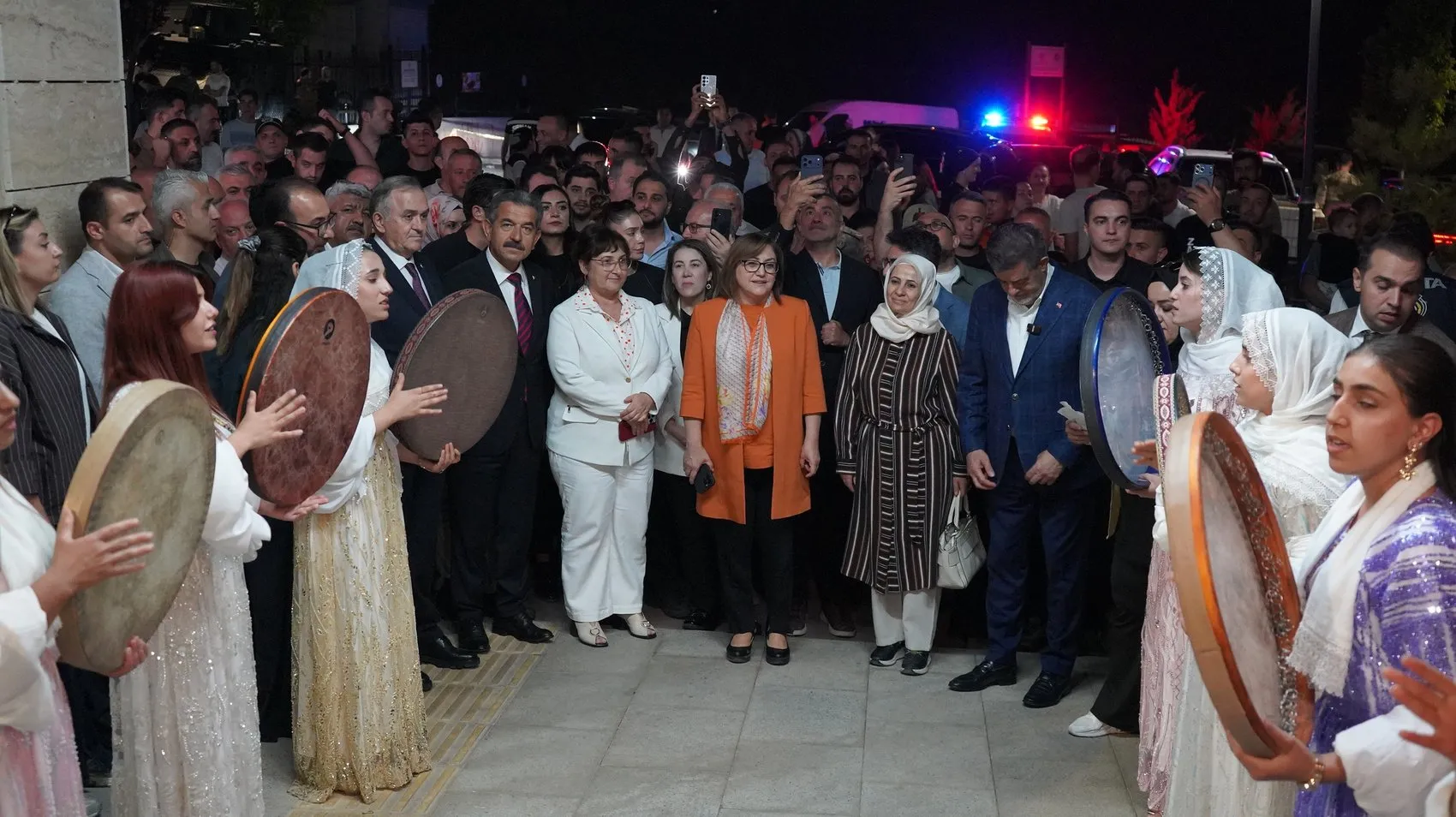 Şırnak gökyüzünde dronlarla Nuh Tufanı anlatıldı