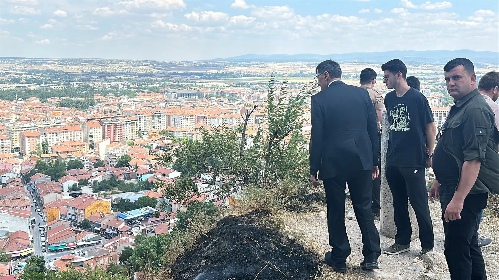 Kütahya Kalesi alevlerin eşiğinden döndü