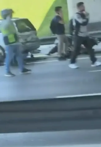 TEM Otoyolu'nda feci kaza Genç motosikletçi hayatını kaybetti
