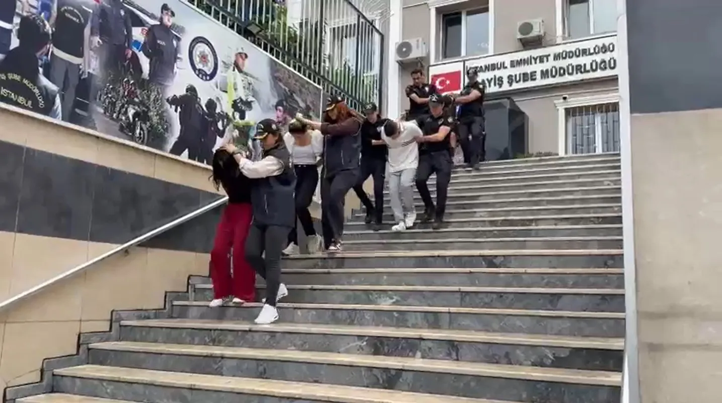 Rapçi Blok3'e yönelik suikast planı Bodrum'da polis baskınıyla bozuldu