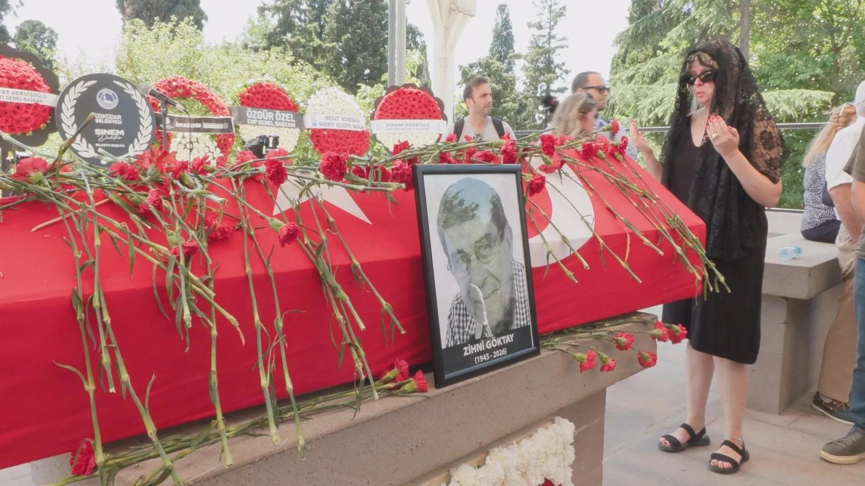 Tiyatro dünyası Zihni Göktay'a veda etti