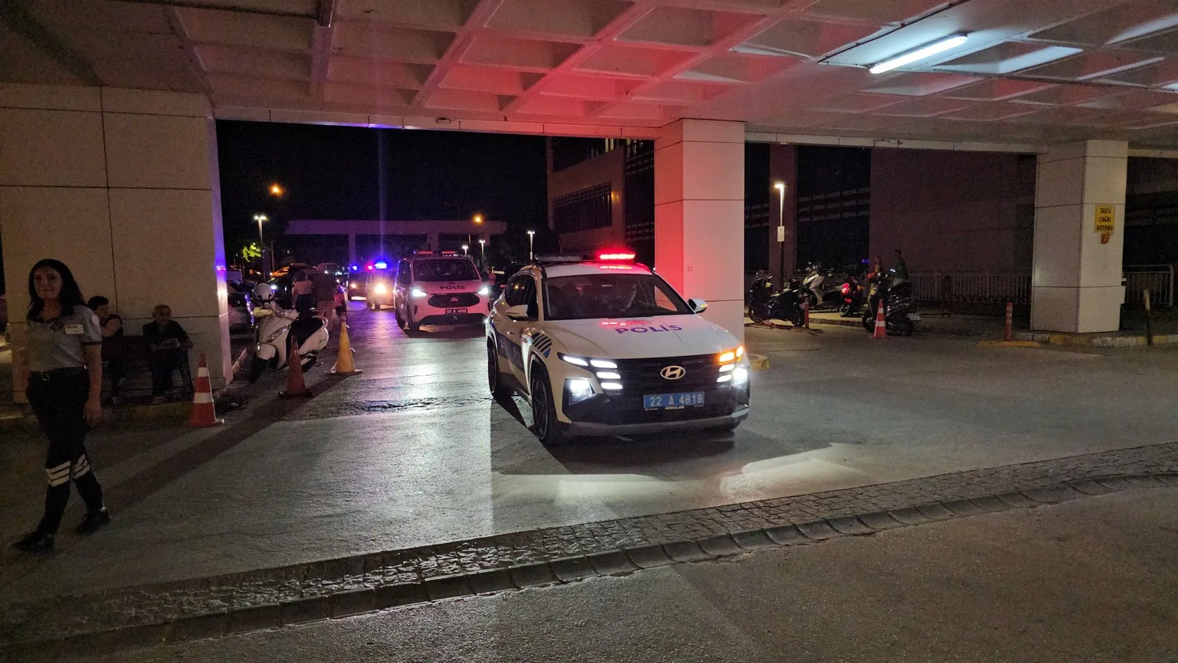 Edirne polisinden göçmen kaçakçılarına operasyon