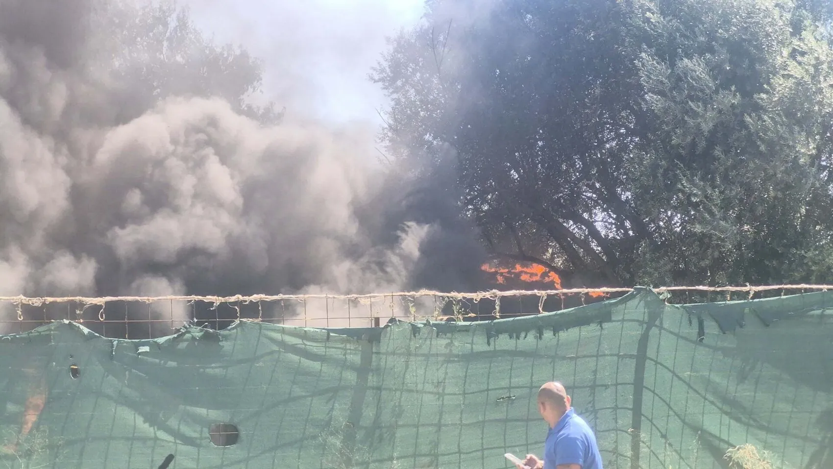 Bodrum'da personel yatakhanesinde korkutan yangın