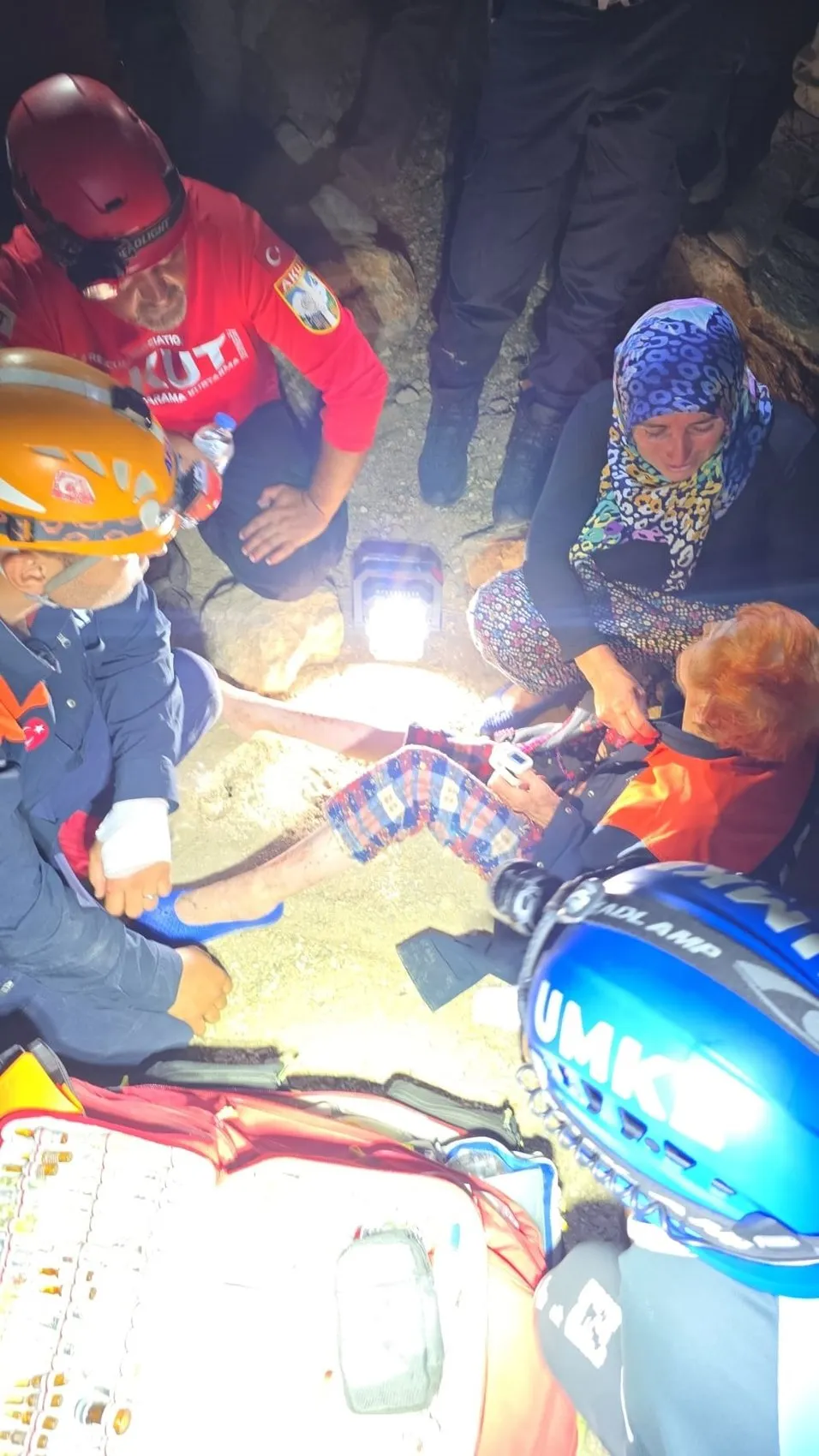 Alanya'da kaybolan 83 yaşındaki Kamile teyze dron yardımıyla bulundu