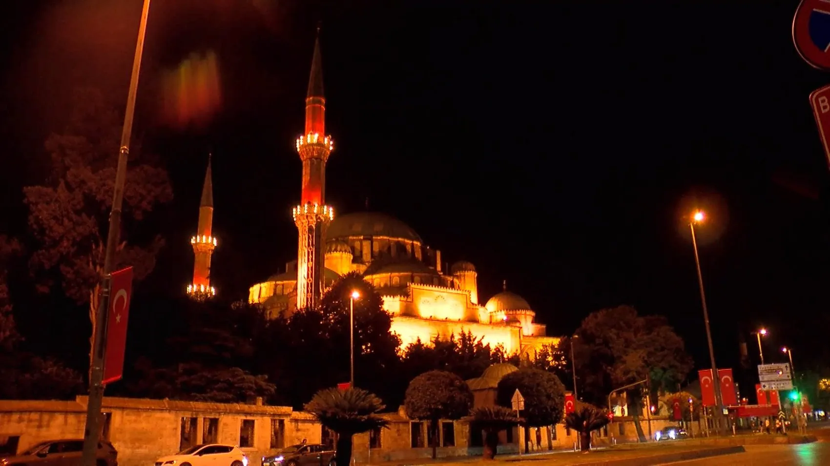 15 Temmuz selaları 10'uncu yılında yeniden yükseldi