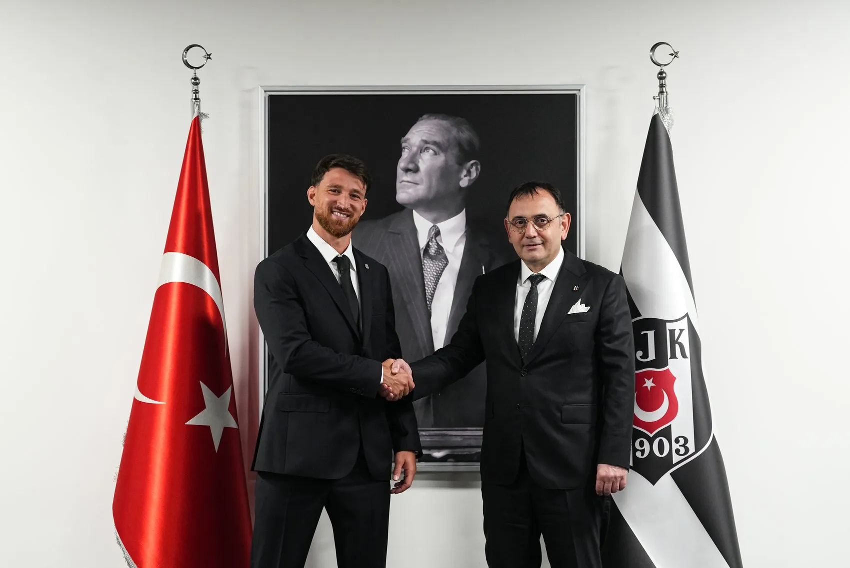 Beşiktaş orta sahaya Salih Özcan takviyesi yaptı