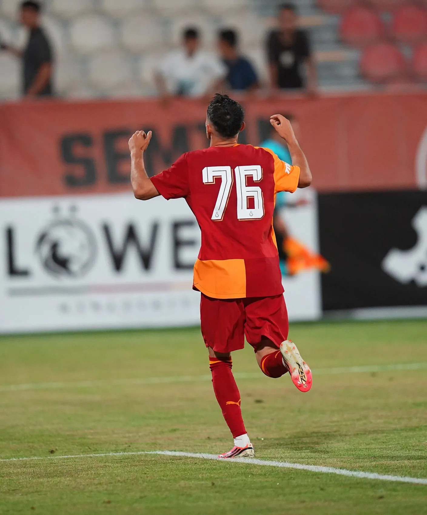 Galatasaray yeni sezon provasında Ümraniyespor’a gol yağdırdı