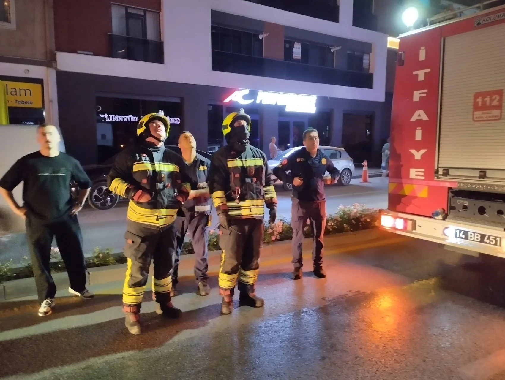 Bolu'da bir lamba patladı herkes sokağa fırladı