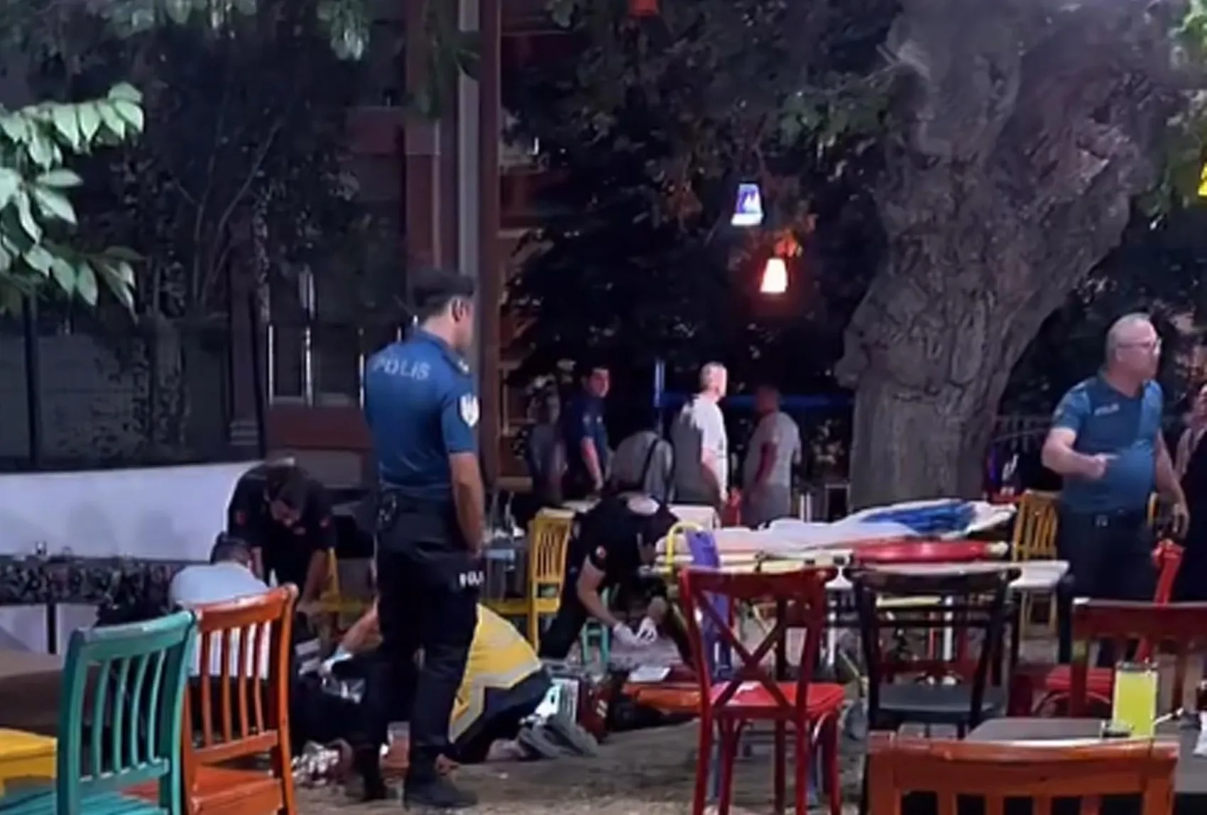 Kırklareli'nde parkta vahşet Eski eşini öldürdü, kızını vurdu