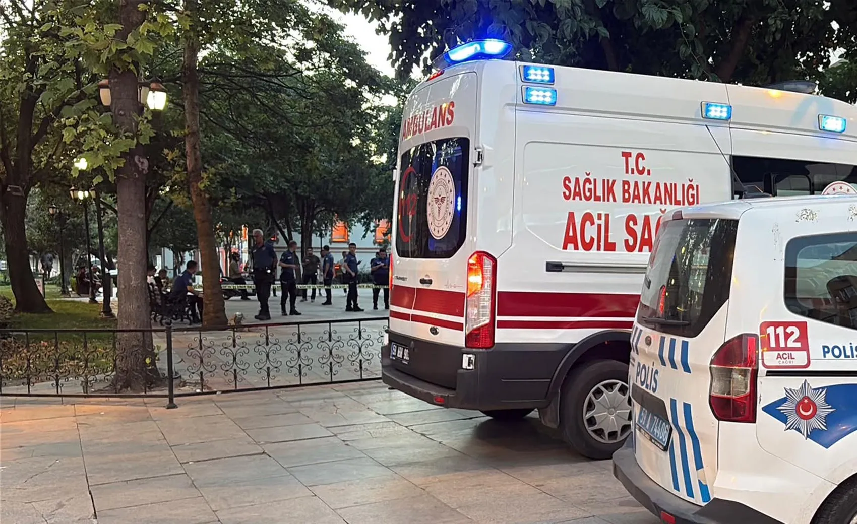 Çorlu'da bir kişi bankta hareketsiz bulundu