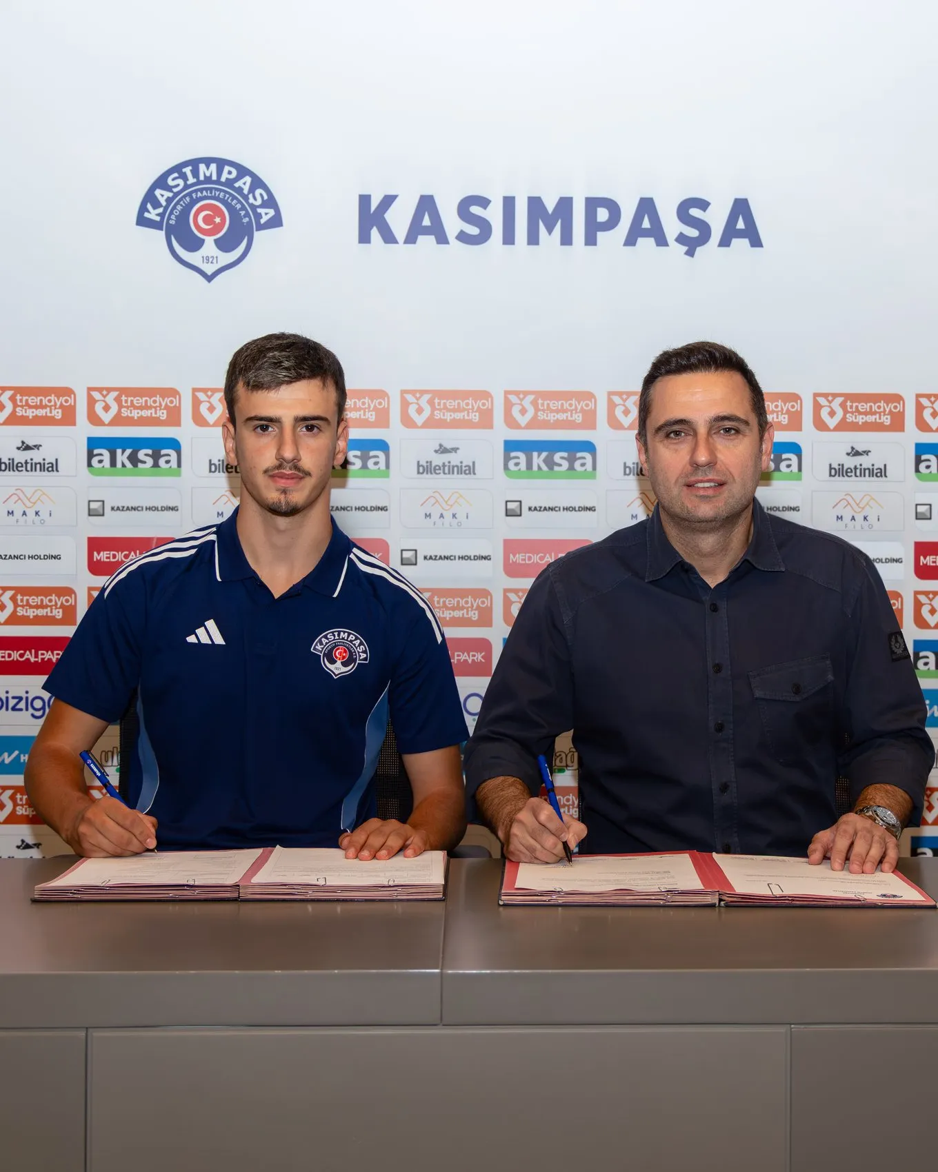 Kasımpaşa orta sahasını Bucaspor’dan gelen Sercan Deniz ile güçlendirdi