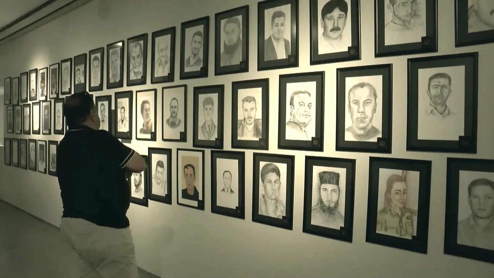 Gençlerden 15 Temmuz şehitleri için özel sergi