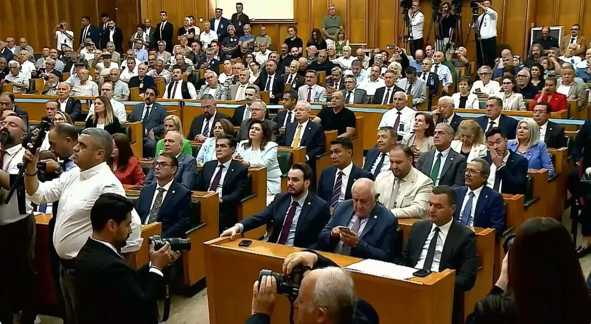 Dervişoğlu Meclis'in bilmediği taslağı terör örgütünün bildiğini söyledi