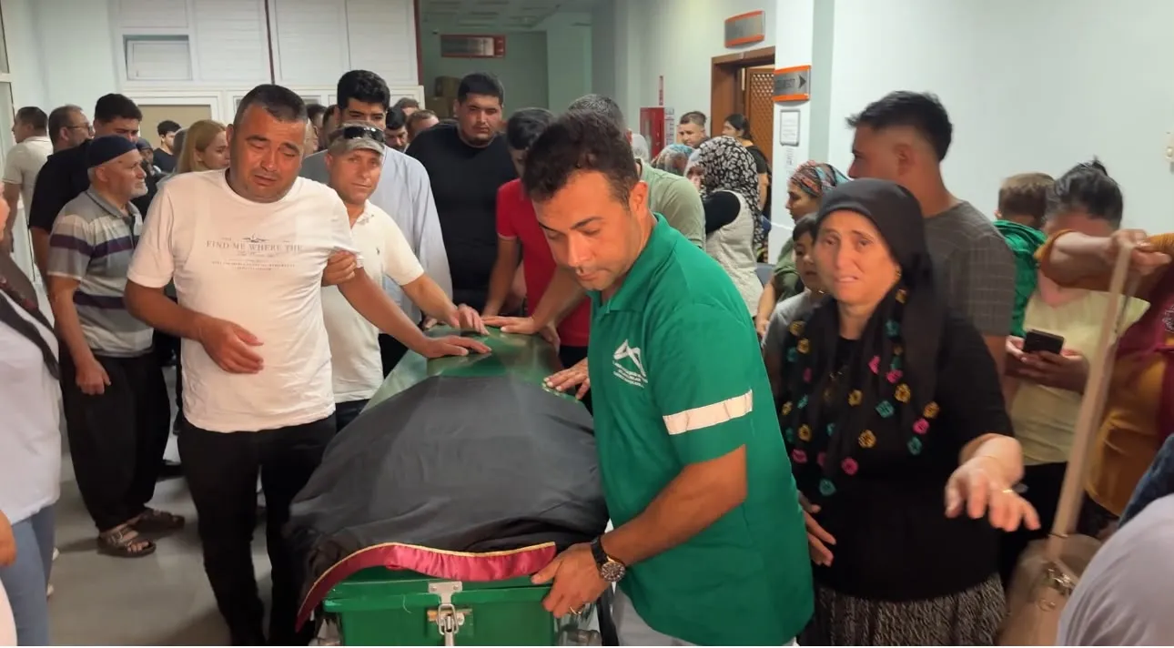 Yaya geçidinde hayatını kaybeden genç avukat son yolculuğuna uğurlandı