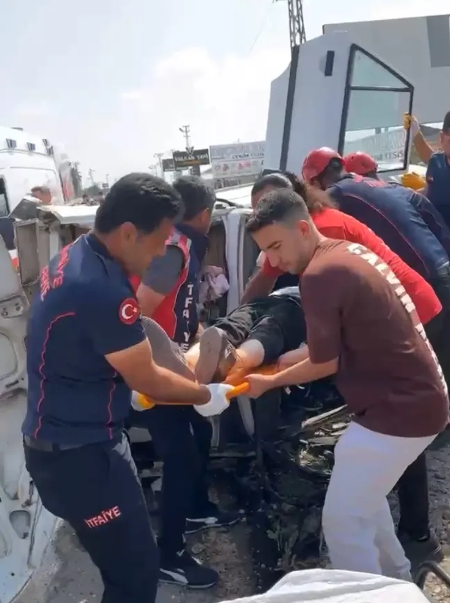 Osmaniye yolunda korkutan tanker kazası kameraya yansıdı