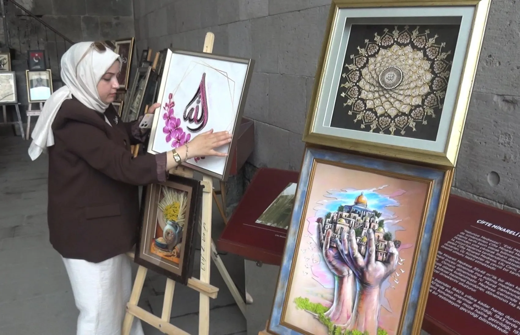Erzurum’un meşhur lezzetleri artık tablolara sığdı