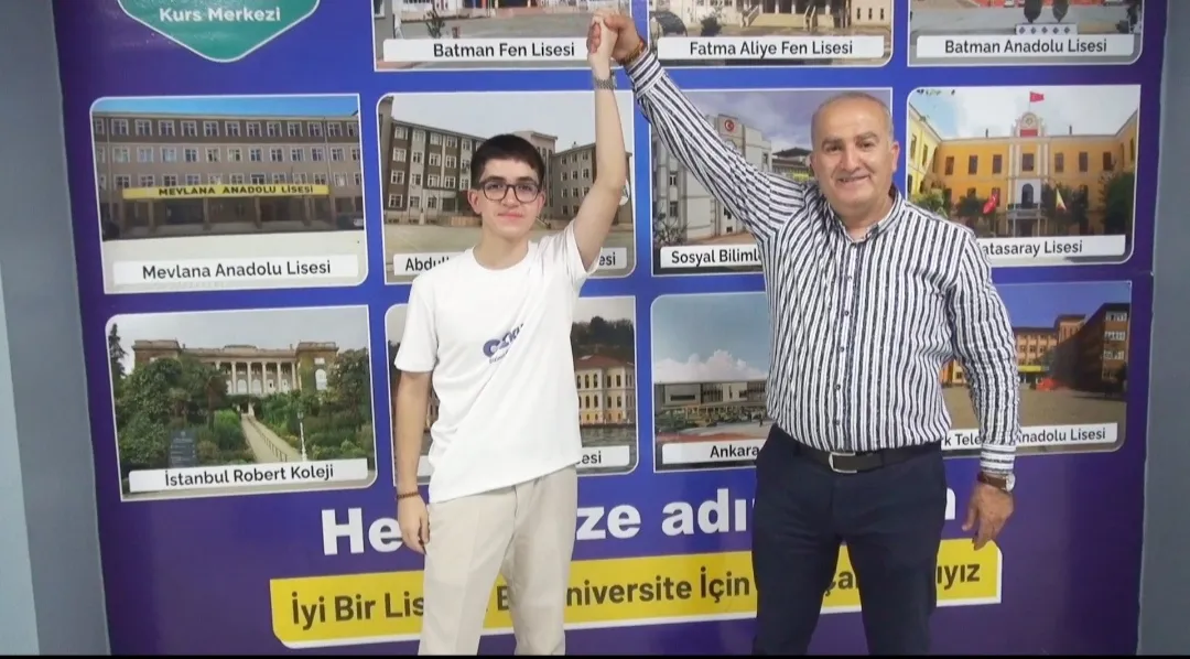 LGS birincisi Muhammed'e yarım milyon liralık başarı primi