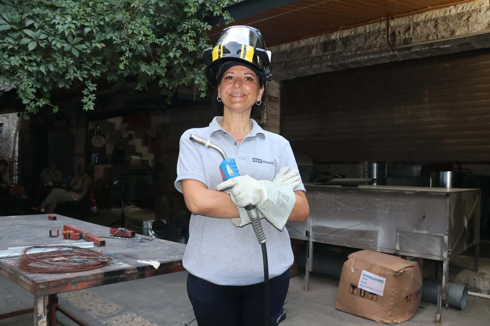 Ofisi bıraktı kaynakçı oldu Beyaz yakadan ağır sanayiye geçiş