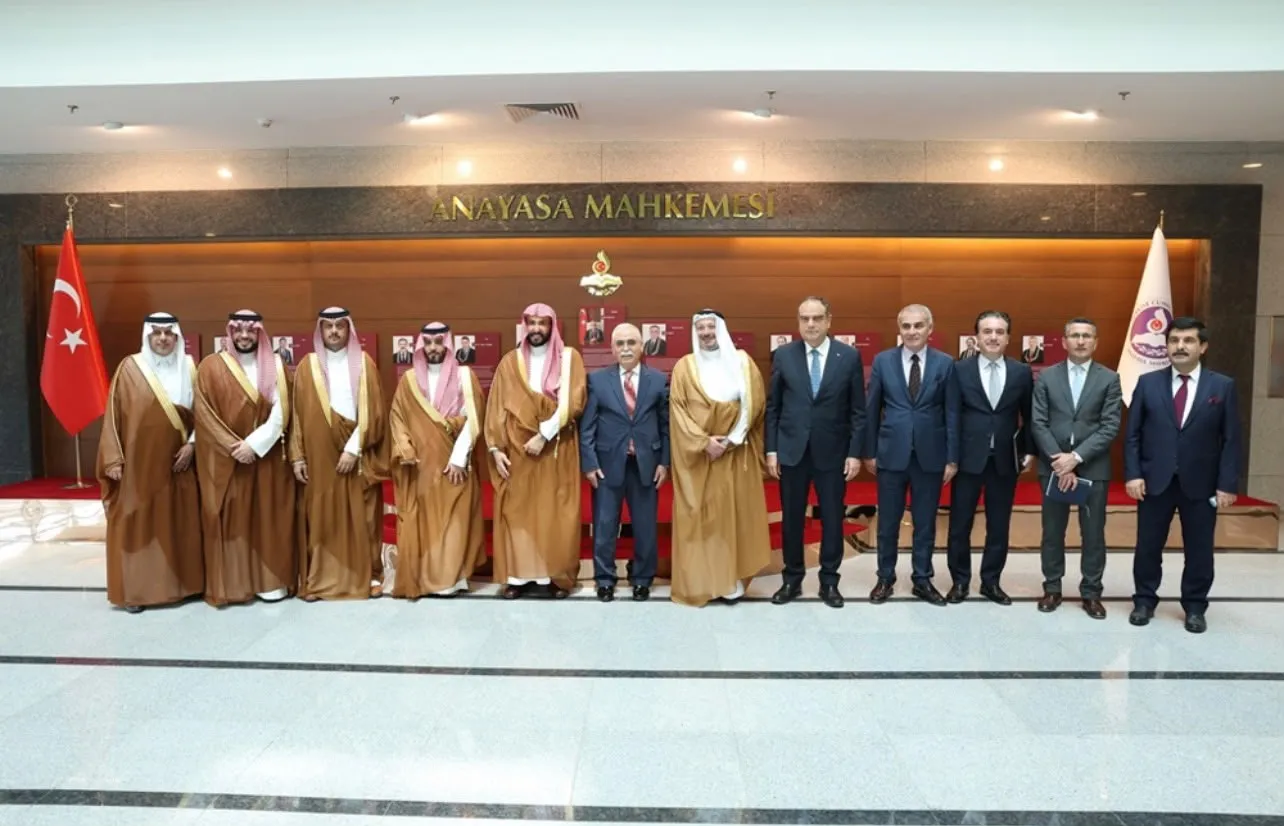 Anayasa Mahkemesi ve Suudi Arabistan arasında hukuk köprüsü