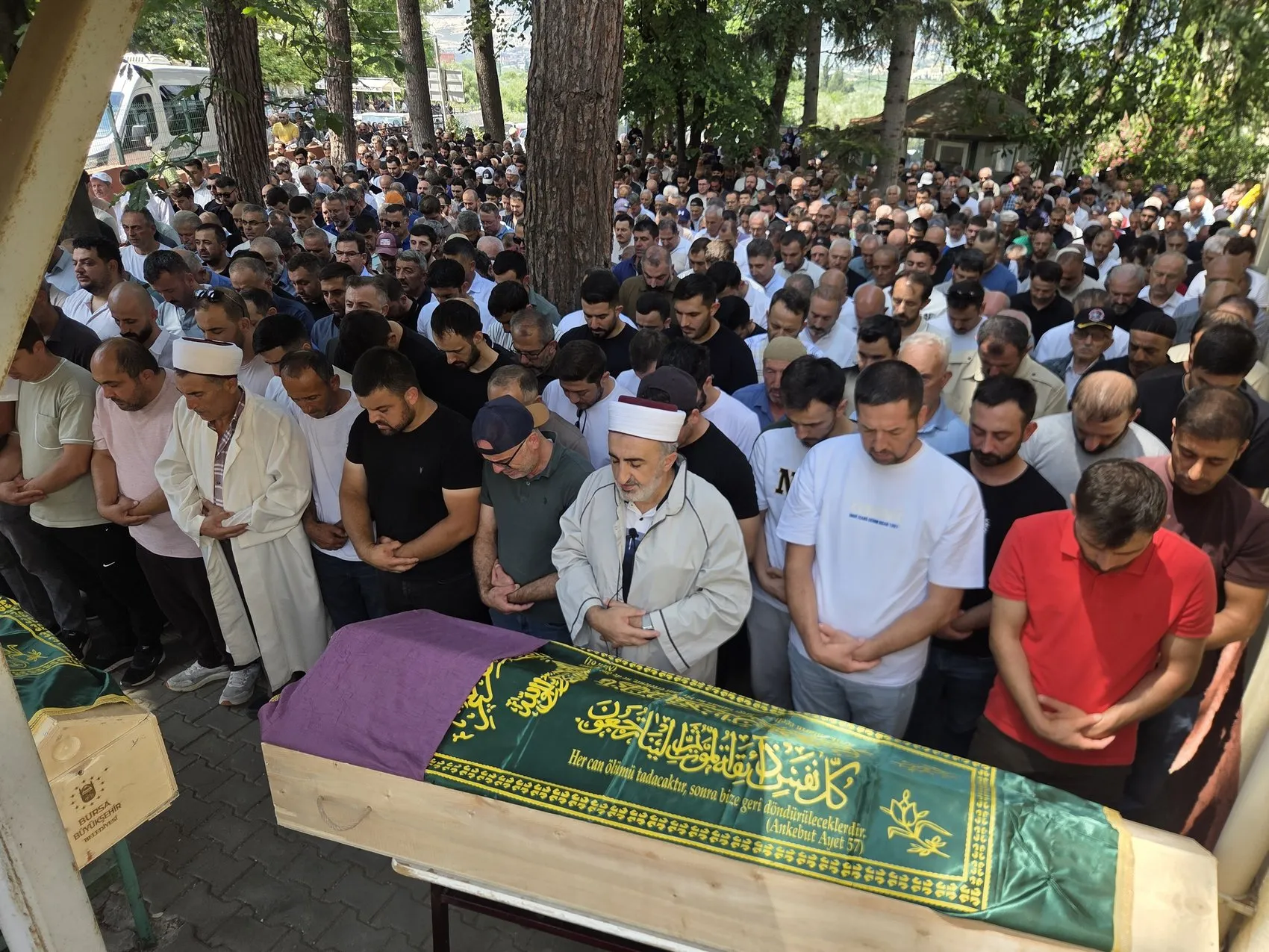 Yalova'daki motosiklet kazasında genç çift hayatını kaybetti