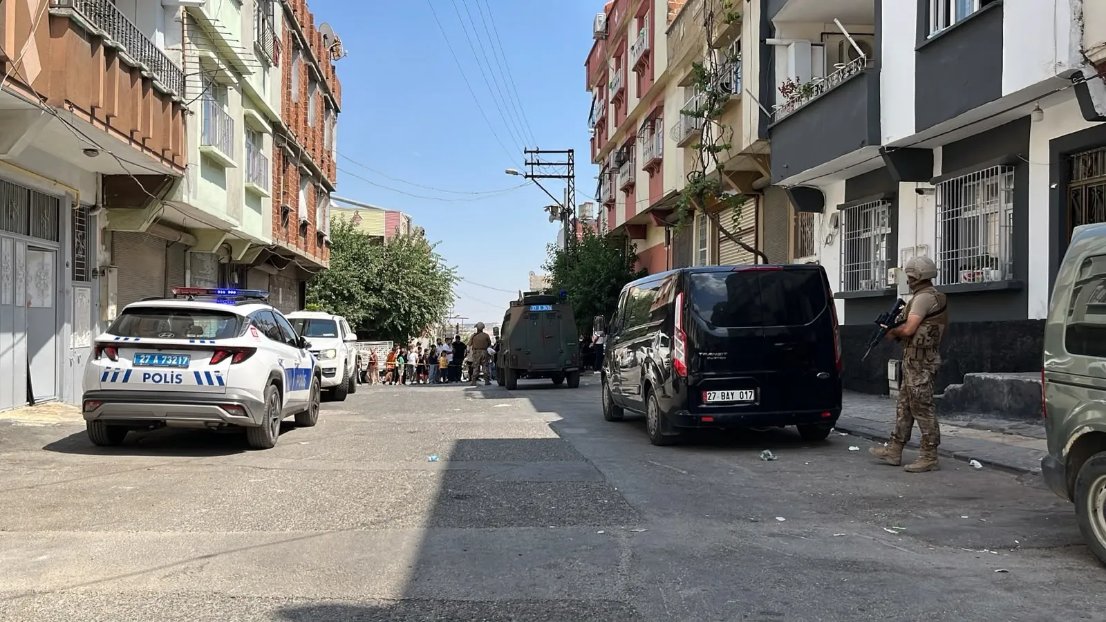 Gaziantep'te çatılardan kaçan firariyi Özel Harekat yakaladı