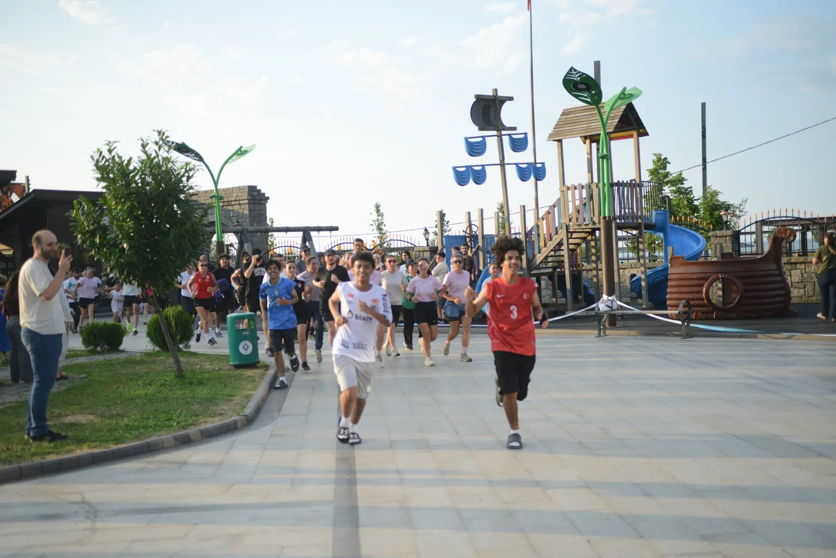 Rize’de Kaçkar Dağları öncesi hazırlık koşusu yapıldı