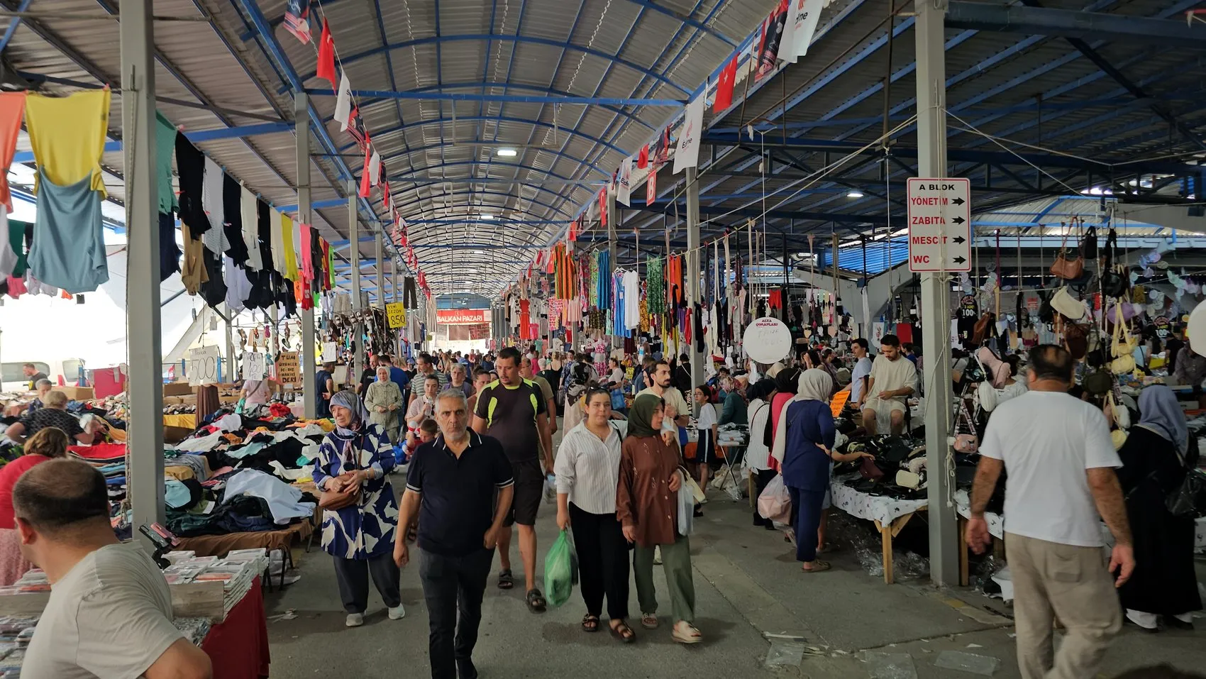 Edirne Balkan Pazarı’nda gizli çekim yapan şüpheli yakalandı