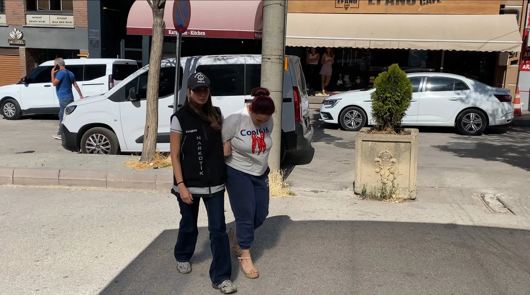 Eskişehir’de yakalanan kadının midesinden uyuşturucu çıktı