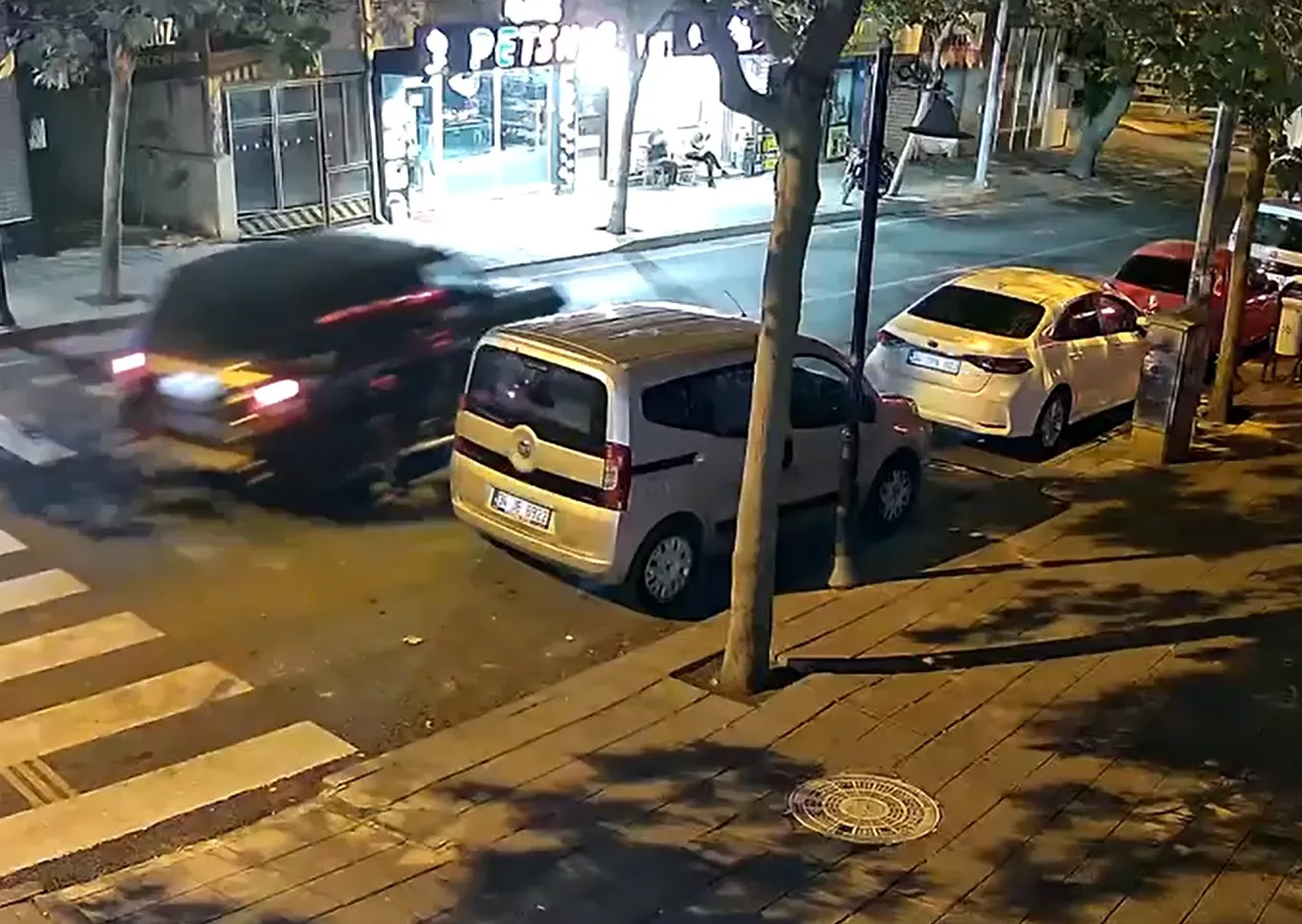 Çorlu'da gece yarısı kaza yapıp kaçtı