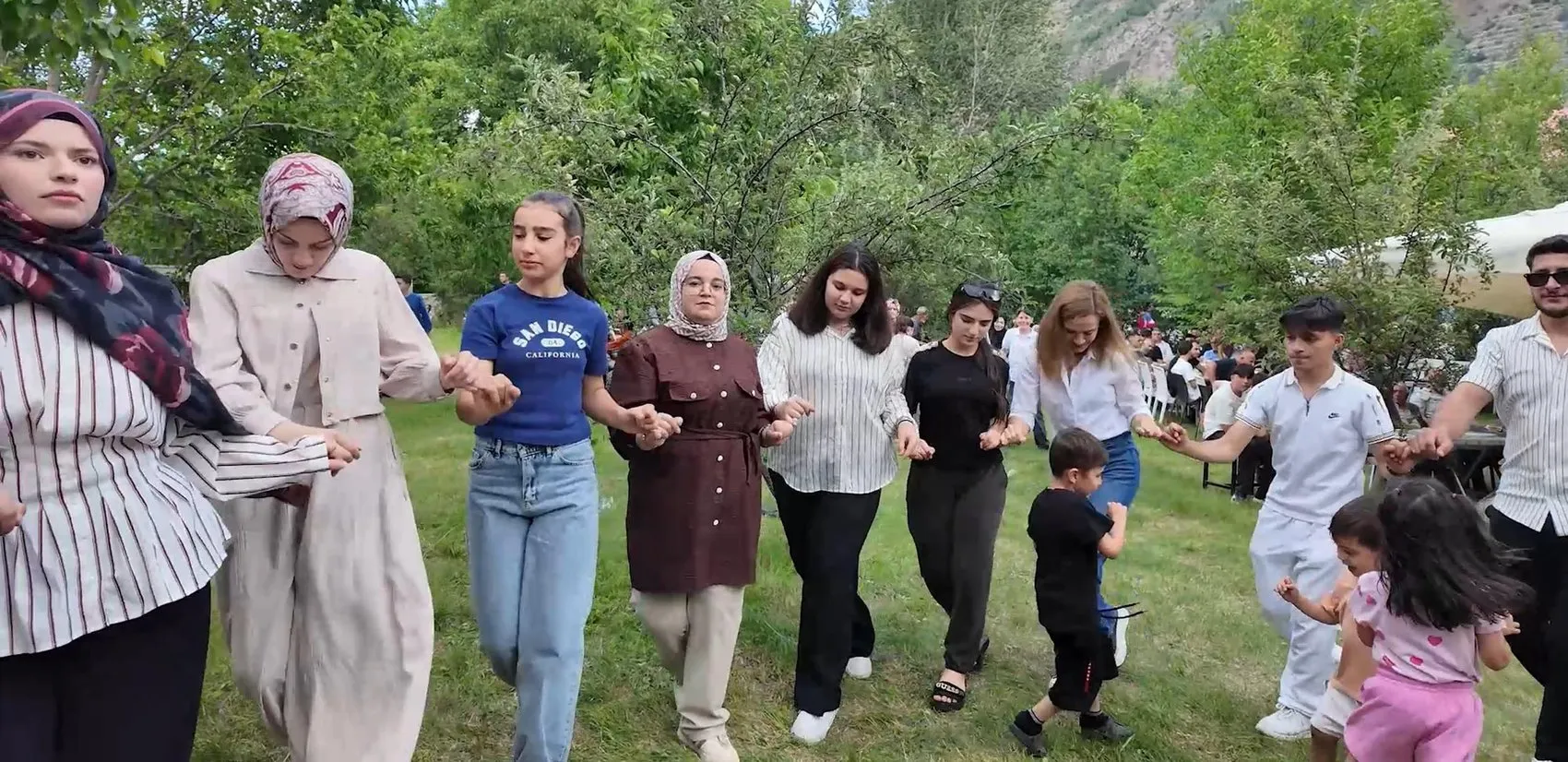 Erzurum'un asırlık lezzeti Şenyurt'ta şölene dönüştü