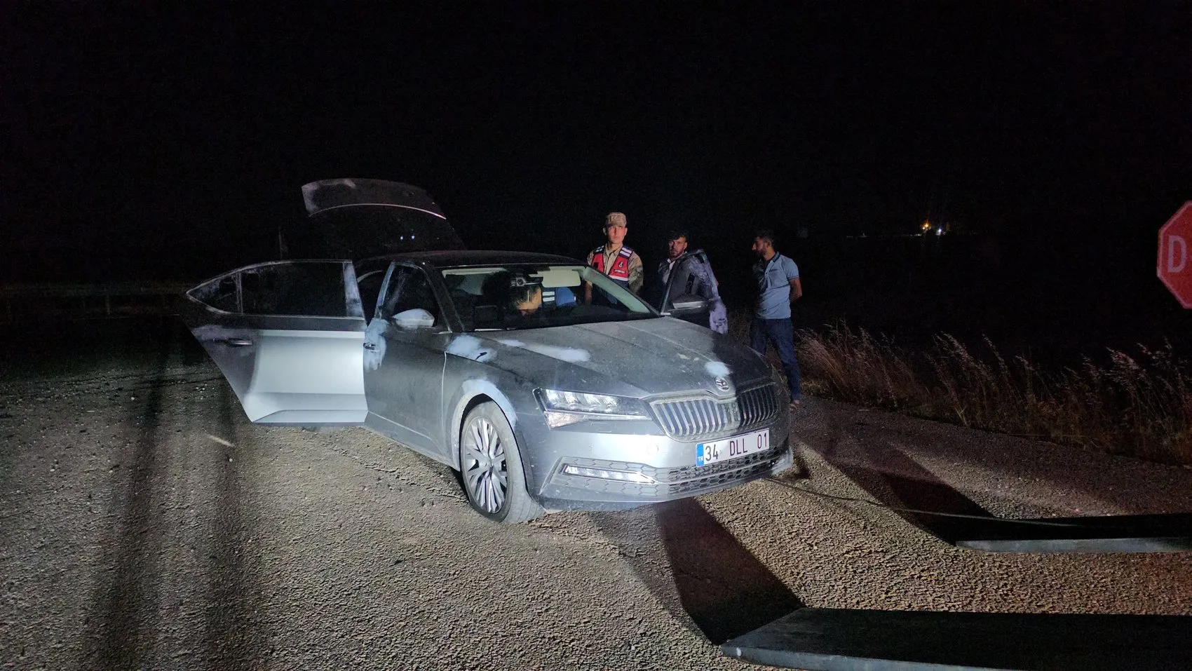 Şanlıurfa'da sahte jandarma dehşeti 13 kilo altın ve 2 milyon lira gasp edildi