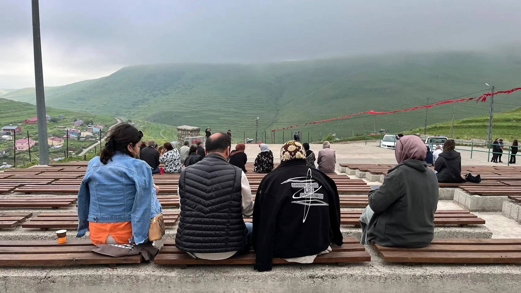 Damal şenliklerinde Atatürk silüeti sürprizi