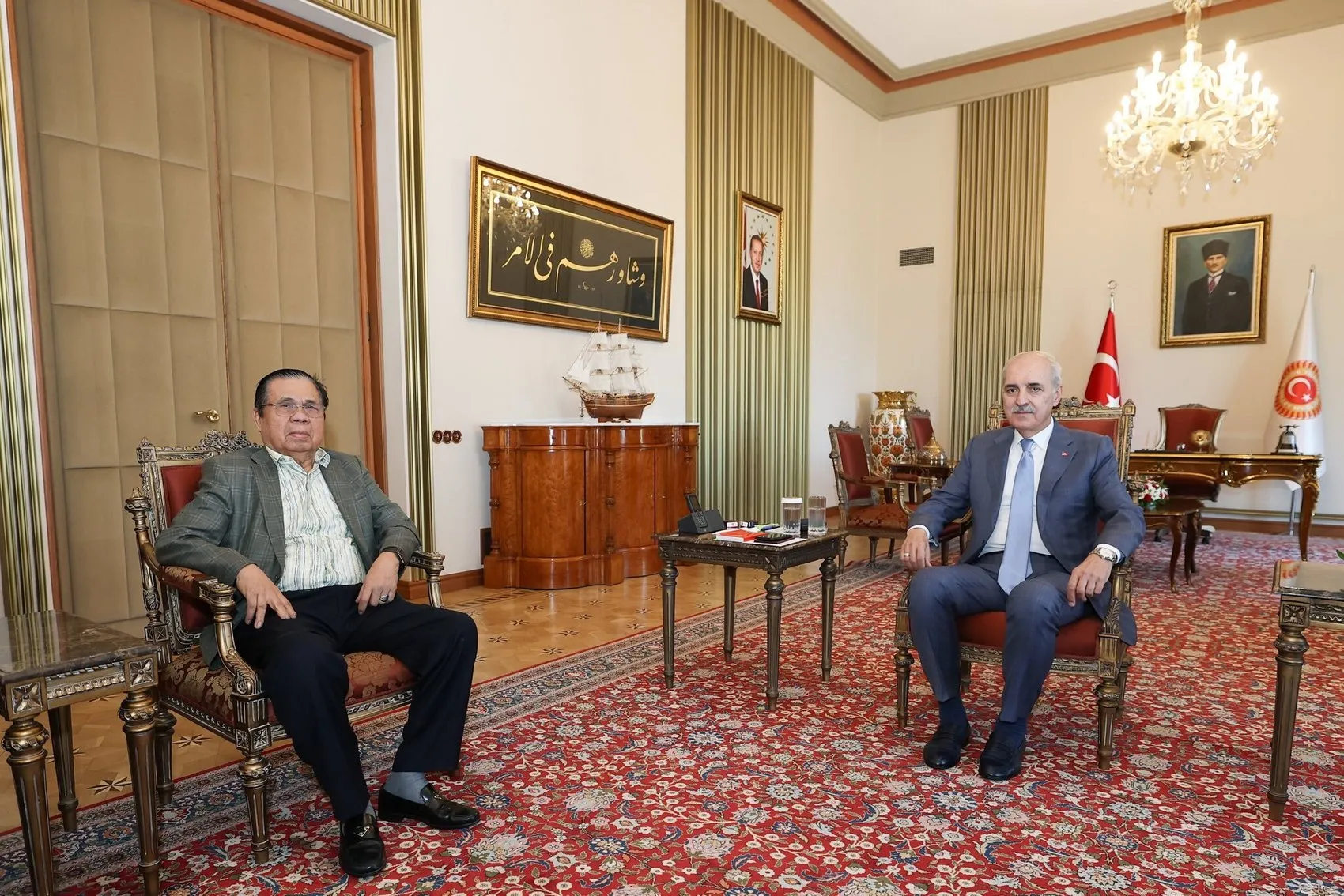 Numan Kurtulmuş Filipinler'den gelen kritik ismi ağırladı