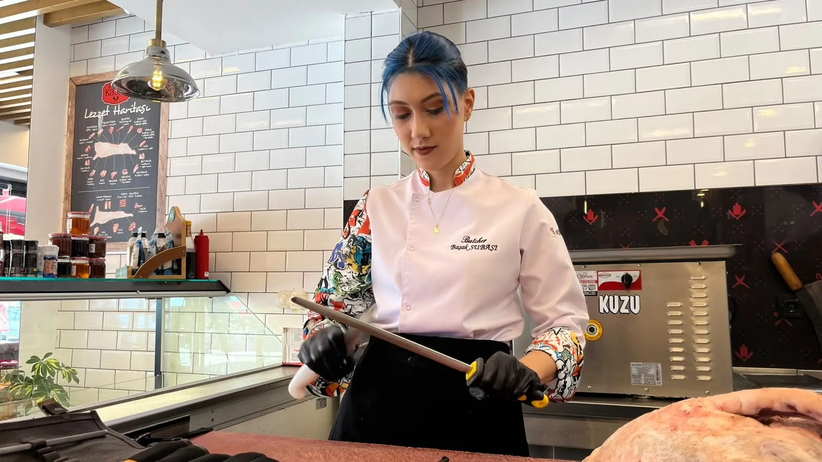Ankara'da vegan kasap Bıçak tutunca fikirleri değişti