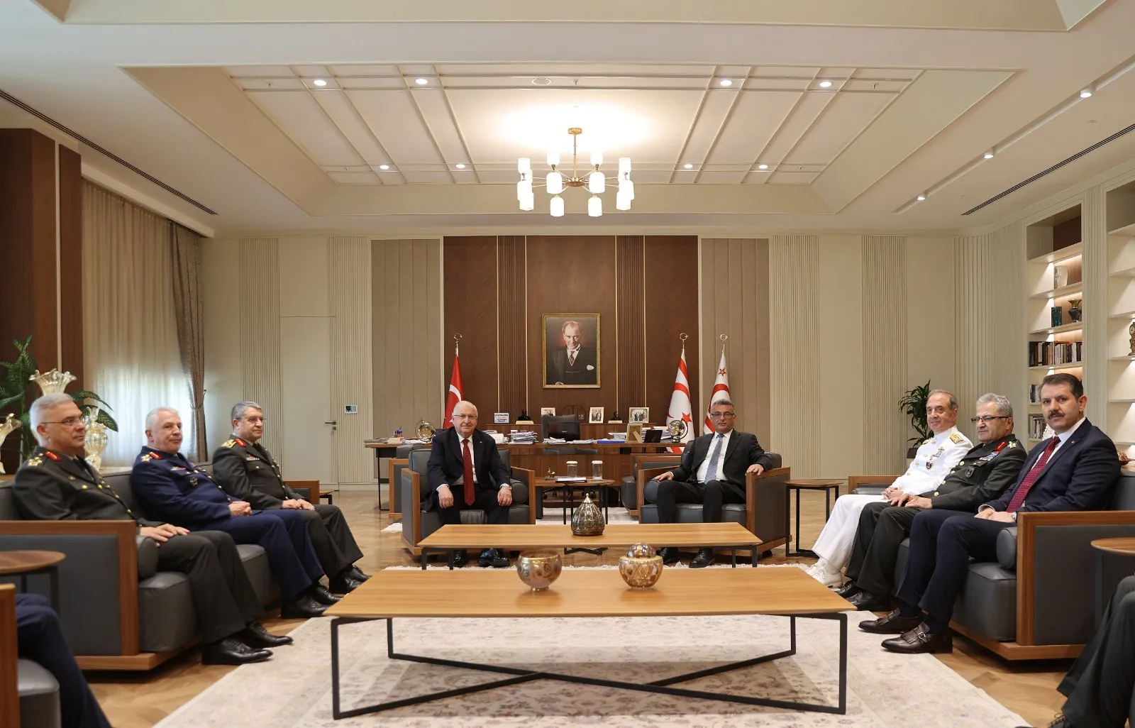Bakan Güler ve komuta kademesi Lefkoşa’da temaslarda bulundu