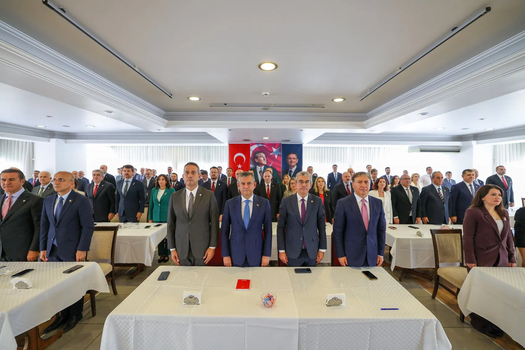 Özgür Özel'in yeni siyasi hamlesi belli oldu