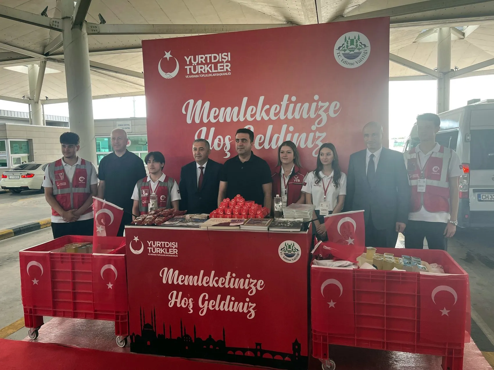 Kapıkule'de gurbetçilere devlet desteği