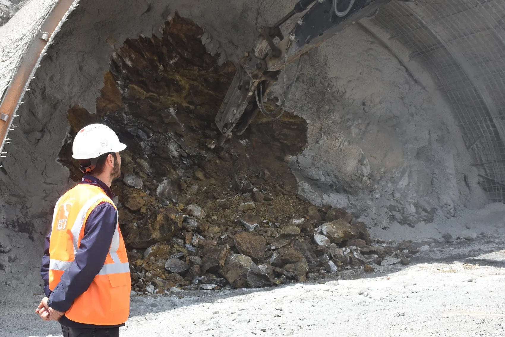 Sivas ve Tokat arası 5 dakikaya iniyor