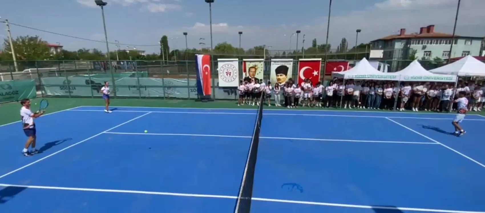 Iğdır tenis tutkunlarını ağırlıyor