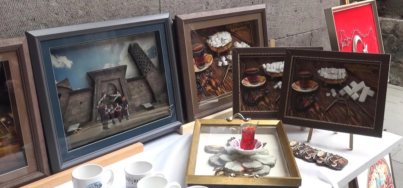 Erzurum’un meşhur lezzetleri artık tablolara sığdı