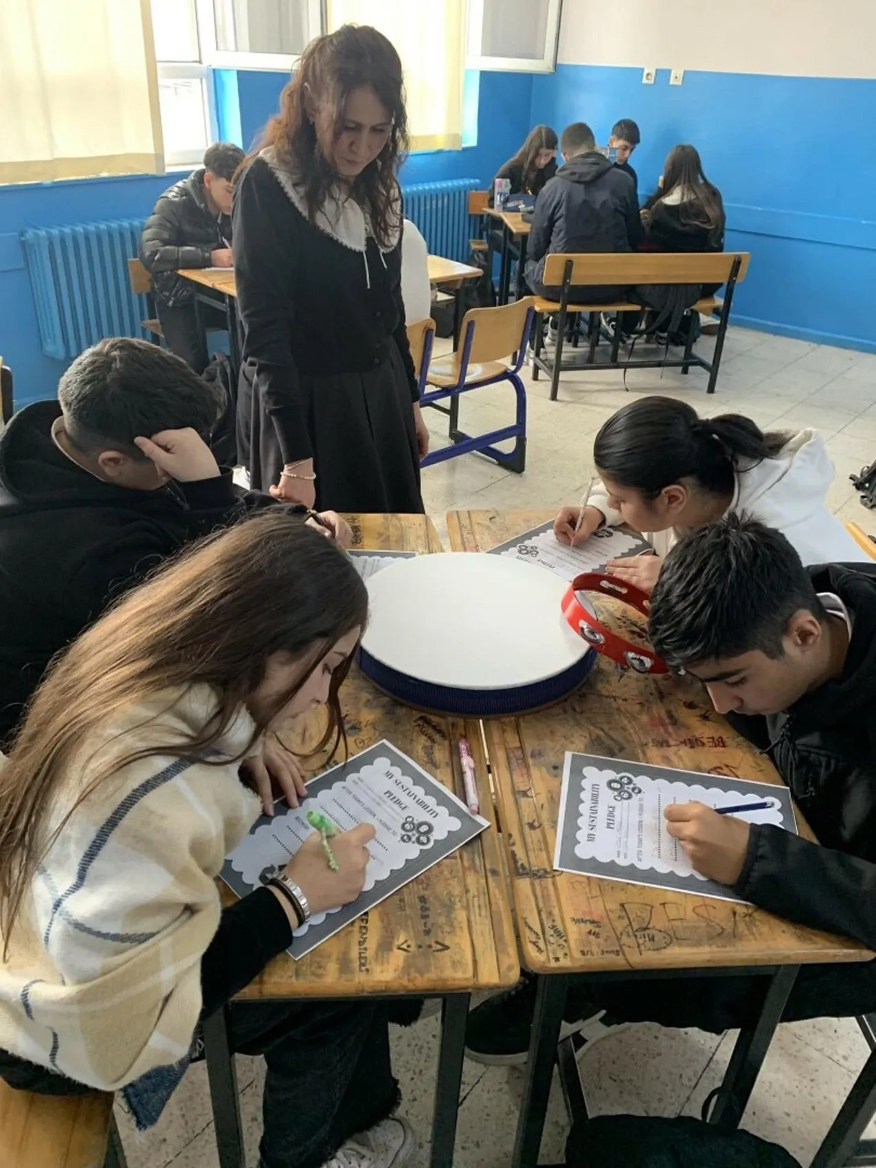 İzmirli öğretmenin ritimli çevre dersi dünya birincisi oldu