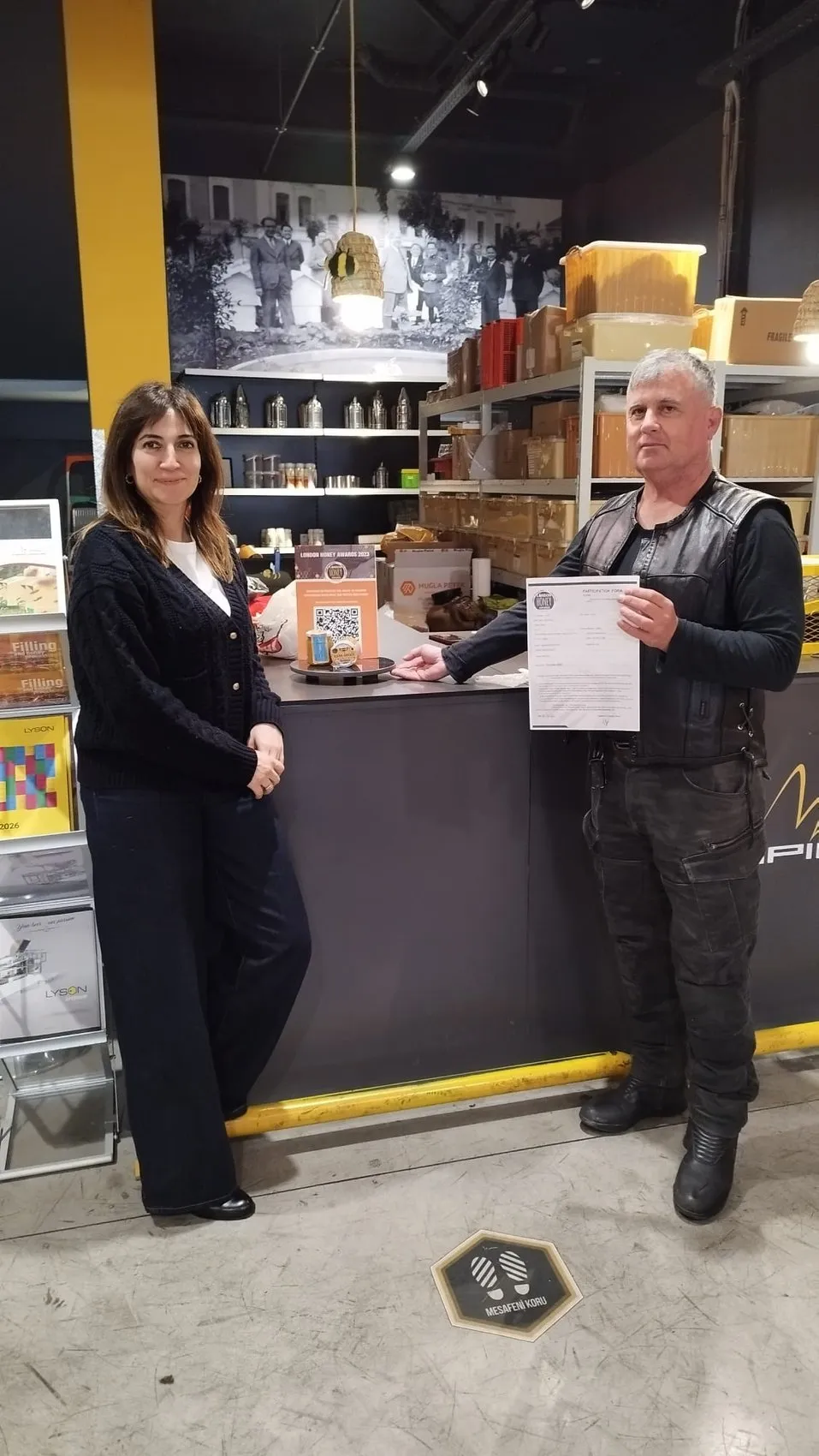 Keşanlı üreticinin balı Londra'da dünya şampiyonu seçildi