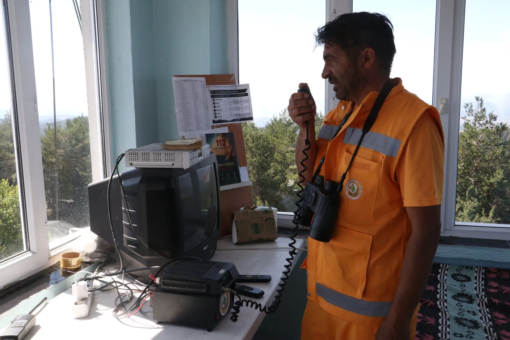 Çocukluğu kulede geçti şimdi ormanları o bekliyor