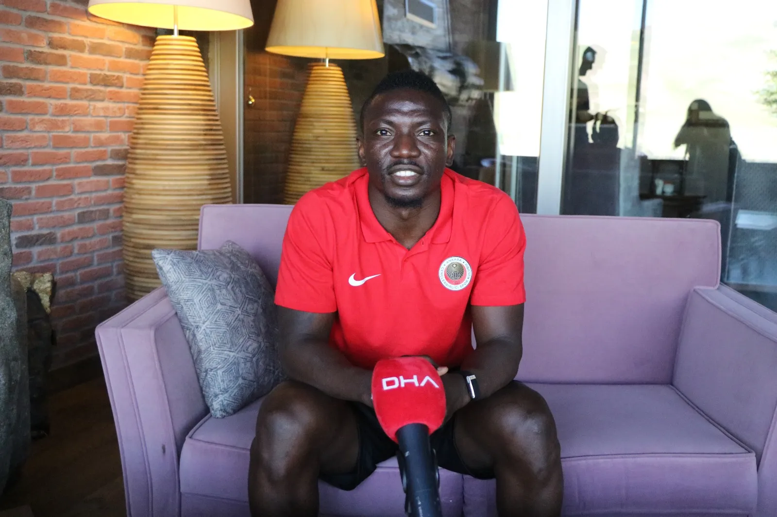 Gençlerbirliği’nin yıldızı Etebo yeni sezonda hata istemiyor