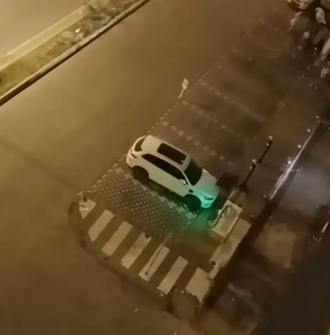 Kayseri'de şarj olan elektrikli otomobil alev topuna döndü