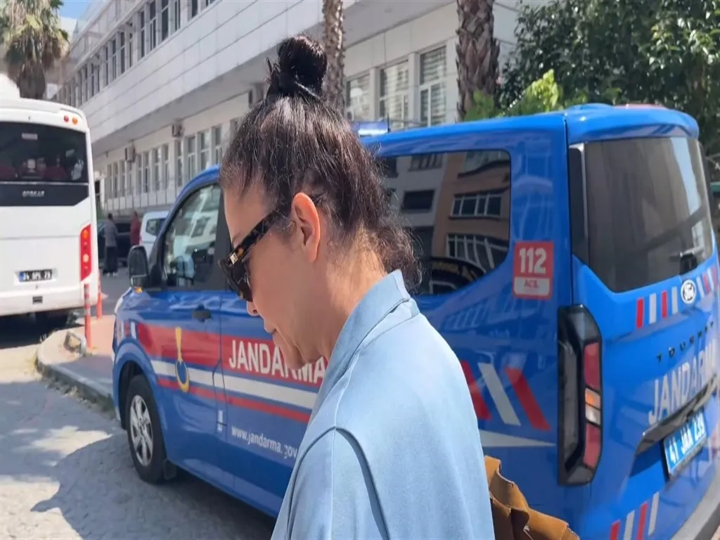Deniz Akkaya ve ev sahibinin ev kavgası yargıya taşındı