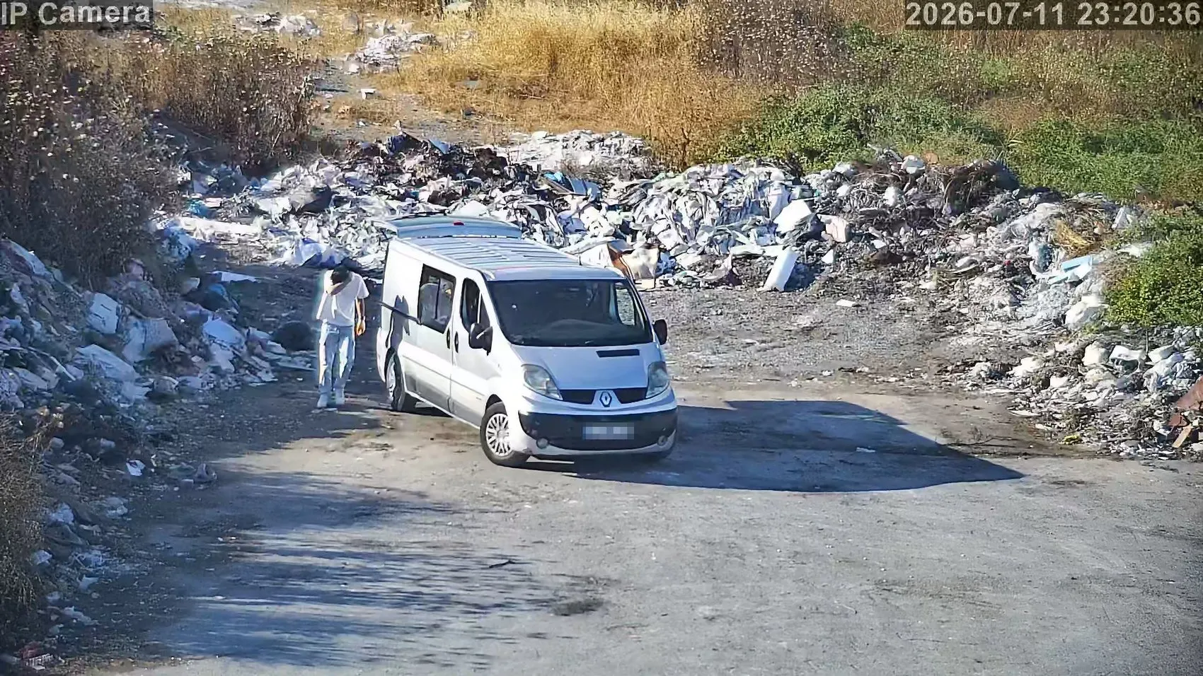 Avcılar'da çevreyi kirletenlere ağır para cezası