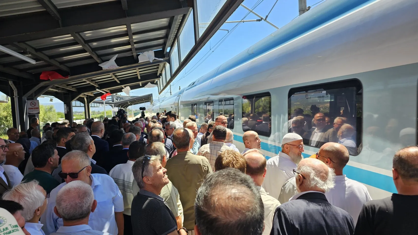 Ankara İstanbul arası hızlı tren yolculuğu 30 dakika kısalacak