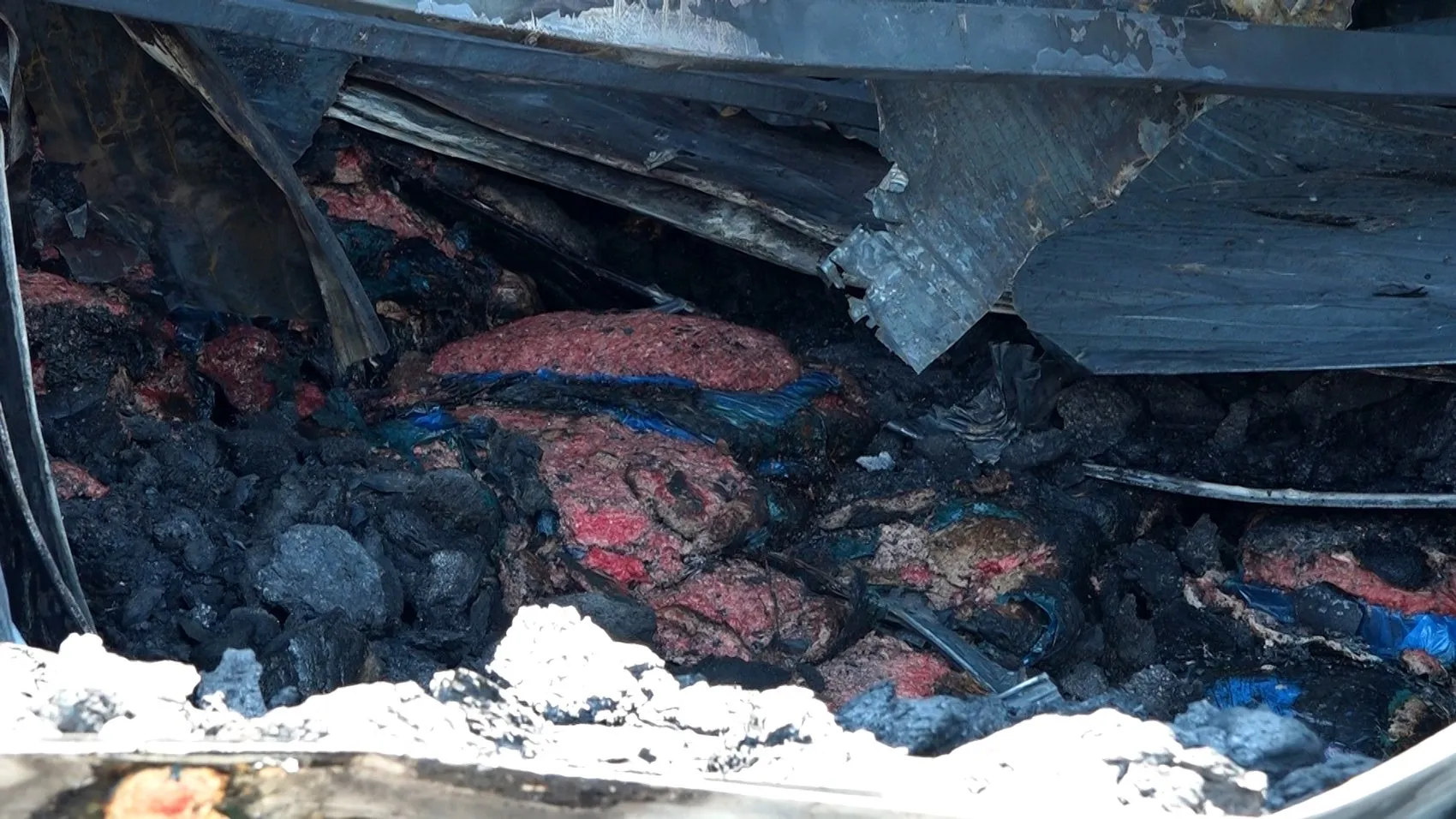 Afyonkarahisar'da sucuk fabrikası küle döndü